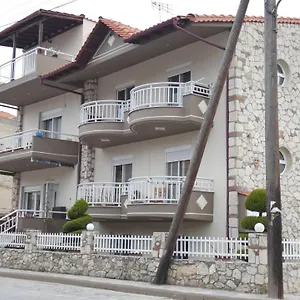 Appartamento George Giov, Sarti